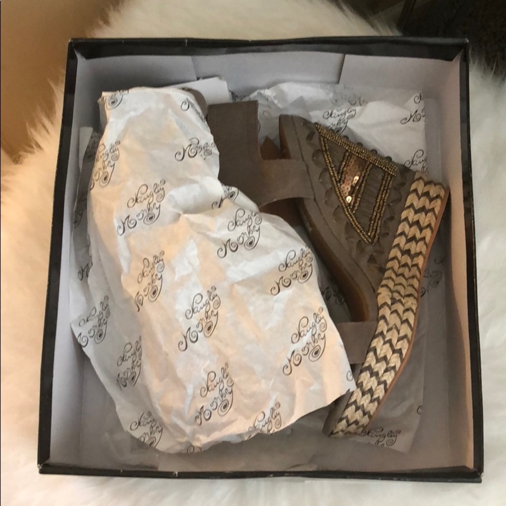 Wedges - Picture 6 of 6
